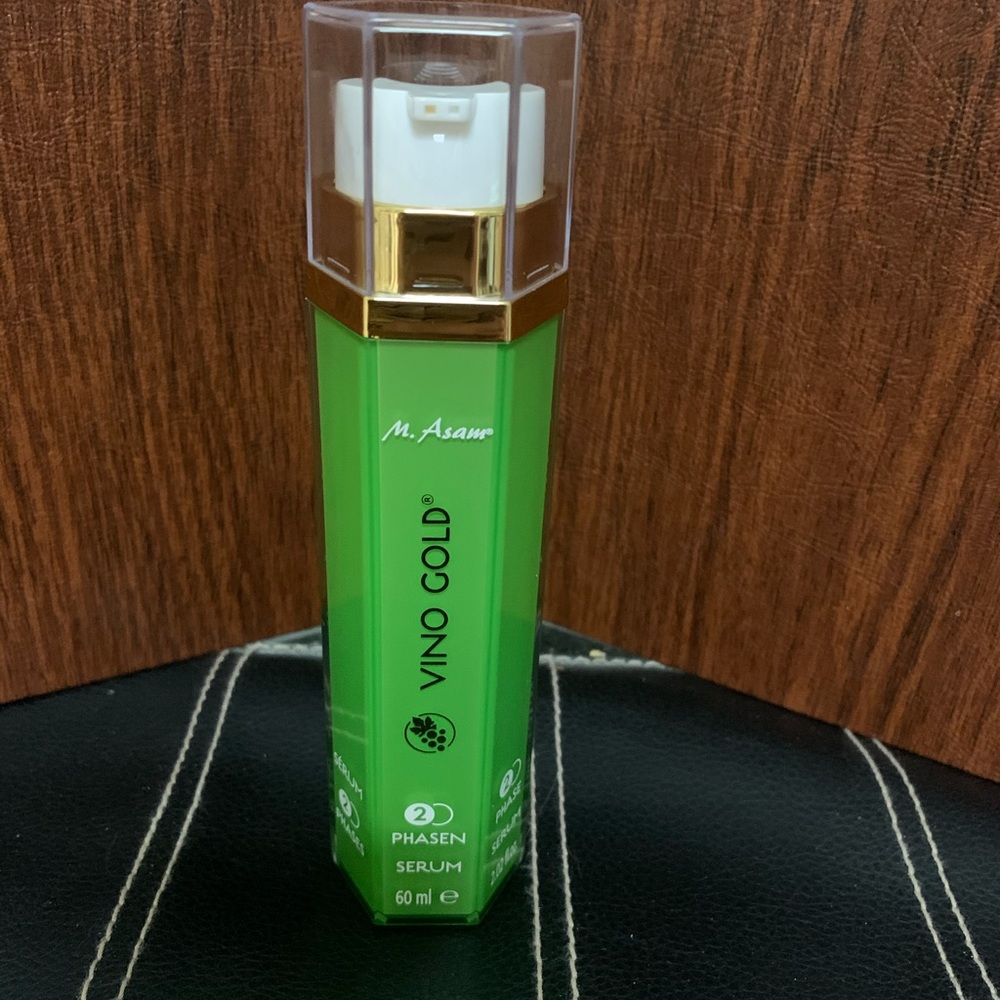 M. Asam Vino Gold serum